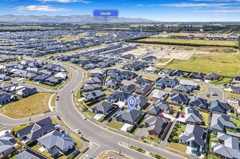 Photo of property in 132 Shillingford Boulevard, Rolleston, 7615