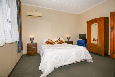 Photo of property in 1 Webb Street, Westport, 7825