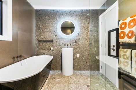 Photo of property in 36 Kereru Grove, Greenhithe, Auckland, 0632