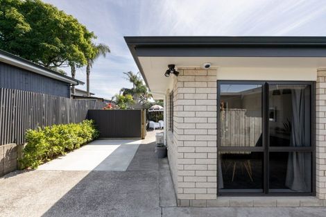 Photo of property in 555c Maunganui Road, Mount Maunganui, 3116