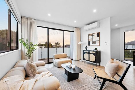 Photo of property in 1/258 Lake Road, Hauraki, Auckland, 0622