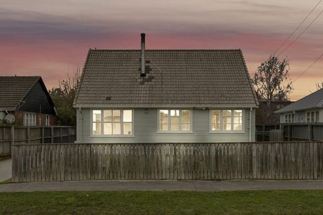 Photo of property in 34 Dunarnan Street, Avonside, Christchurch, 8061