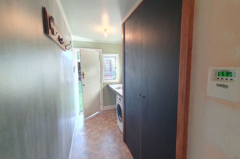 Photo of property in 84 Govett Avenue, Frankleigh Park, New Plymouth, 4310