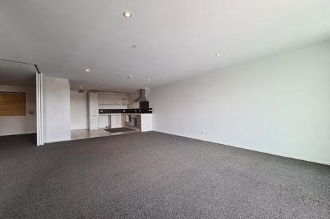 Photo of property in Bella Vista, 1f/84 Gunner Drive, Te Atatu Peninsula, Auckland, 0610