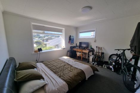 Photo of property in 50a The Parade, Island Bay, Wellington, 6023