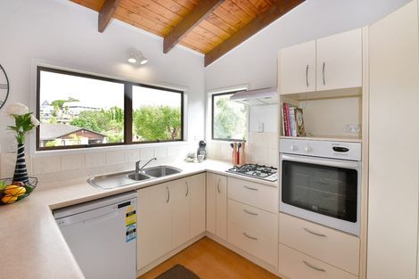 Photo of property in 61 Polkinghorne Drive, Manly, Whangaparaoa, 0930