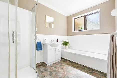 Photo of property in 9 Kent Street, Te Kuiti, 3910