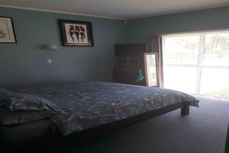 Photo of property in 45 Cambridge Terrace, Waiwhetu, Lower Hutt, 5010