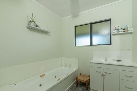 Photo of property in 647 Grove Road, Karamu, Hamilton, 3285