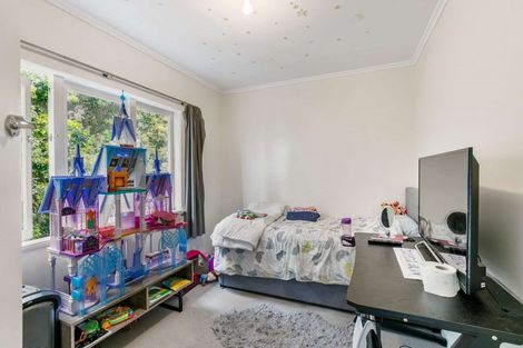 Photo of property in 3b Gazelle Avenue, Beach Haven, Auckland, 0626