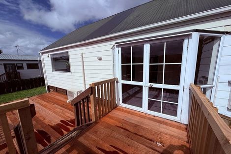 Photo of property in 223 Waitemata Drive, Ranui, Auckland, 0612