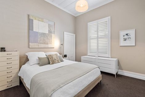 Photo of property in 2/70 Princes Street, Northcote Point, Auckland, 0627