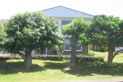 Photo of property in 13 Fowler Street, Northcote, Auckland, 0627