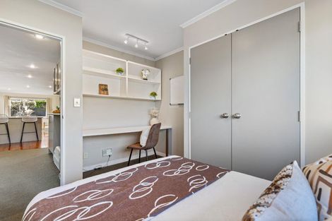 Photo of property in 12 Suncrest Drive, West Harbour, Auckland, 0618