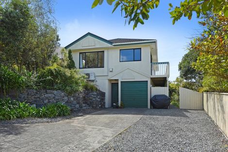 Photo of property in 59 Pokohiwi Road, Normandale, Lower Hutt, 5010