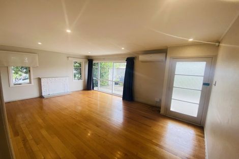 Photo of property in 51 Smythe Road, Henderson, Auckland, 0612
