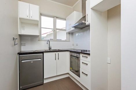 Photo of property in 8 Renton Road, Mount Albert, Auckland, 1025