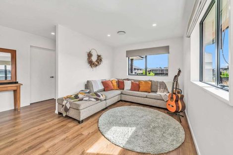 Photo of property in 15 Cedric Place, Darfield, 7510