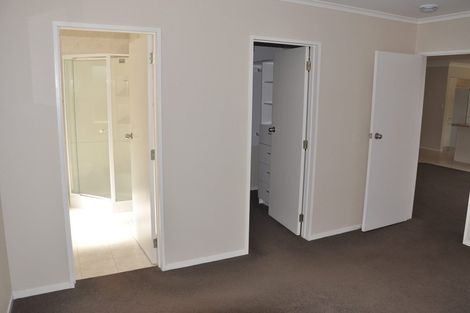 Photo of property in 23 Simon Owen Place, Golflands, Auckland, 2013
