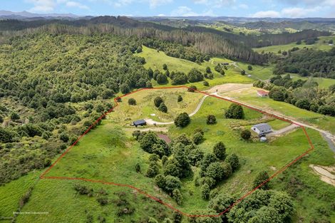 Photo of property in 2568e Paparoa-oakleigh Road, Paparoa, 0571