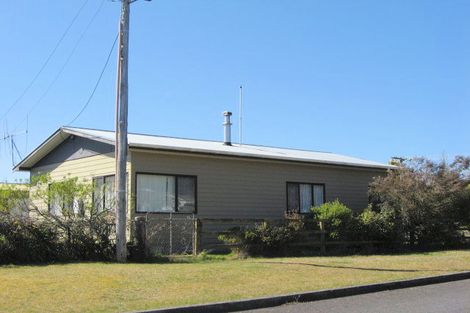 Photo of property in 2 Maniapoto Street, Motuoapa, 3382