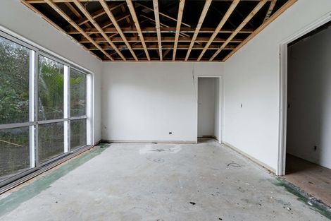 Photo of property in 17 Capriole Crescent, Kingseat, Papakura, 2580