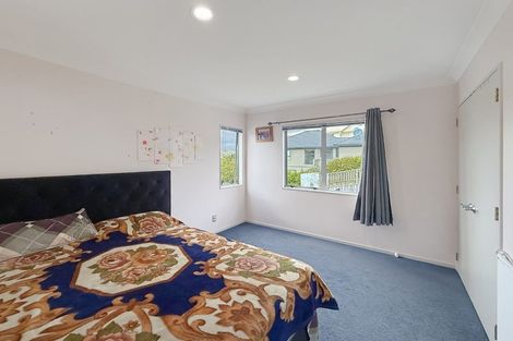 Photo of property in 5 Erlestoke Crescent, Churton Park, Wellington, 6037