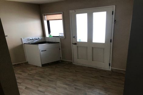 Photo of property in 1/264 Riccarton Road, Upper Riccarton, Christchurch, 8041