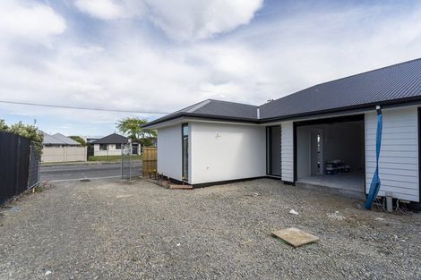 Photo of property in 214a Bower Avenue, North New Brighton, Christchurch, 8083