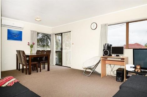 Photo of property in 13a Karamu Street, Strandon, New Plymouth, 4312