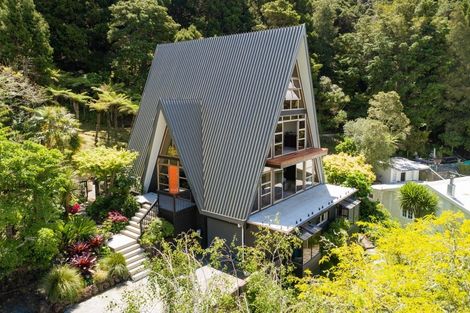 Photo of property in 12 Moana Avenue, Paihia, 0200