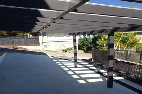 Photo of property in 39 Tui Glen Road, Birkenhead, Auckland, 0626