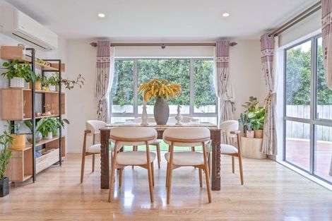 Photo of property in 49a Commodore Drive, Lynfield, Auckland, 1042