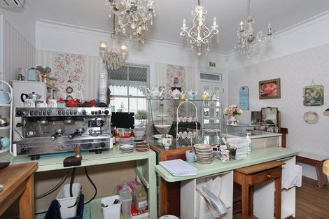 Photo of property in 89 Bridge Street, Bulls, 4818