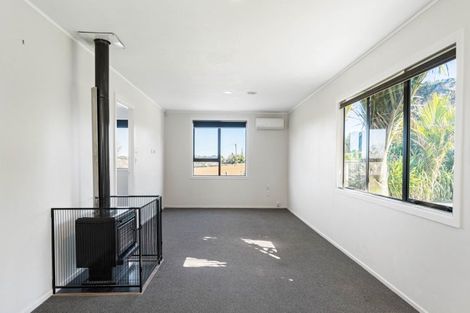 Photo of property in 72 Ruebe Road, Buckland, Pukekohe, 2677