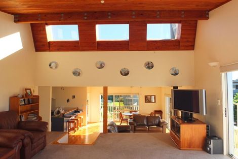 Photo of property in 34 Morrison Road, Matapouri, Whangarei, 0173