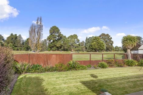Photo of property in 56 Waratah Street, Avondale, Christchurch, 8061