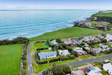 Photo of property in 3 Hira Street, Ohawe, Hawera, 4671