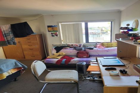 Photo of property in 4c Kelkirk Street, Kelston, Auckland, 0602