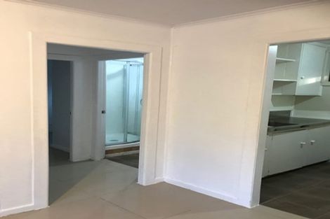 Photo of property in 1/542 Swanson Road, Ranui, Auckland, 0612