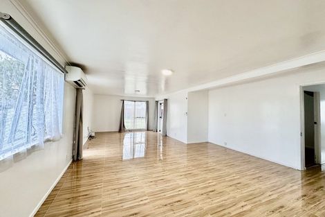 Photo of property in 57 Hyperion Drive, Randwick Park, Auckland, 2105