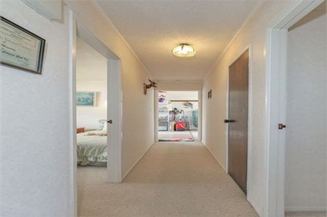 Photo of property in 83 Kimihia Road, Huntly, 3700