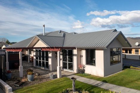 Photo of property in 10 Juniper Close, Alexandra, 9320