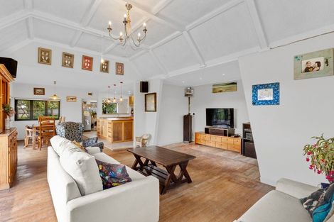 Photo of property in 14 Te Arai Point Road, Te Arai, Wellsford, 0975