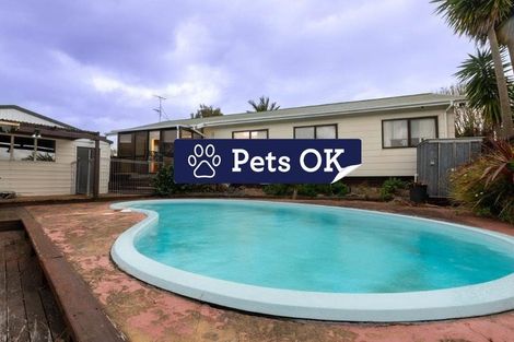 Photo of property in 156 Carnoustie Drive, Wattle Downs, Auckland, 2103