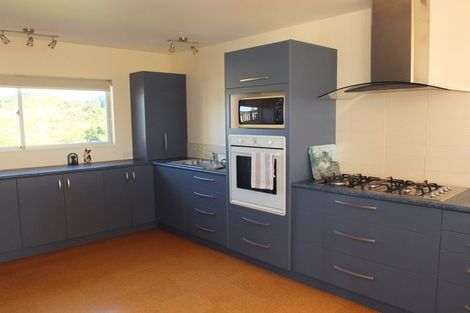 Photo of property in 34 Morrison Road, Matapouri, Whangarei, 0173