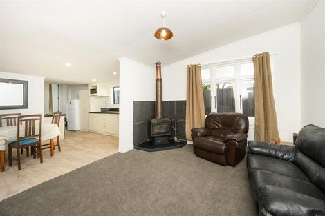 Photo of property in 140 Broadway, Marton, 4710