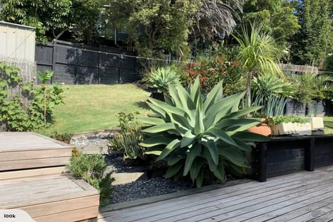 Photo of property in 9 Beaudine Avenue, Glenfield, Auckland, 0629