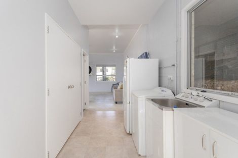 Photo of property in 112 Centennial Drive, Whitianga, 3510