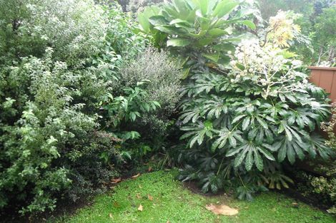 Photo of property in 44 Saint Ronans Avenue, Waterloo, Lower Hutt, 5011